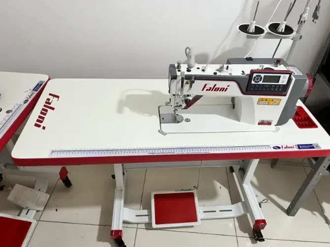 Máquina Reta Eletrônica