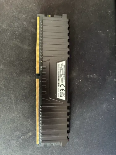 Memória Ram ddr4 4x4gb corsair vengeance 2400mhz