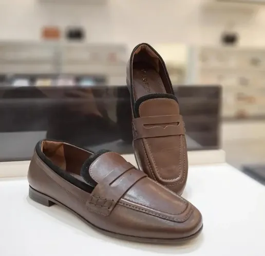 Sapatos arezzo novos