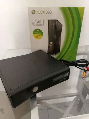 XBOX 360 para conserto ou retirada de peças