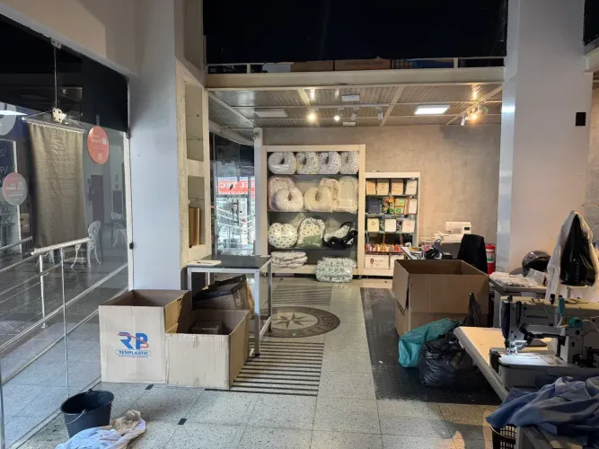 High Class Shopping para venda tem 105 metros quadrados em Glória - Vila Velha - ES