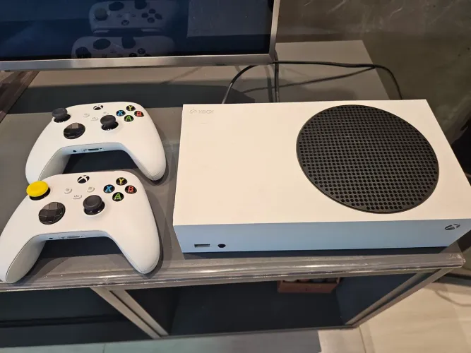 Series S + 2 controles