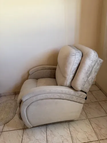 Poltrona reclinável