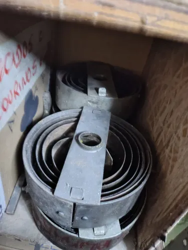 VENDO MOLAS PARA PORTAS DE AÇO 4MTS