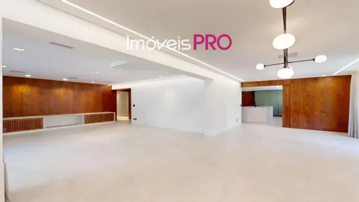 Lindo apartamento reformado no Itaim Bibi !