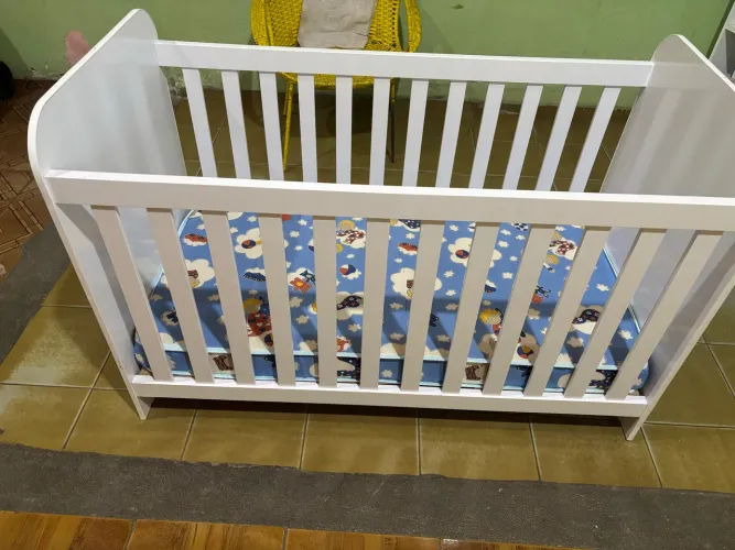 Berço bem conservado