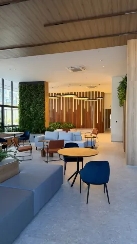 1/4 37m² | Andar Alto | Pronto para Morar ou Rentabilizar