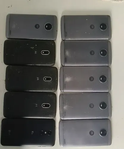 Lote Celular com defeito na tela moto E4
