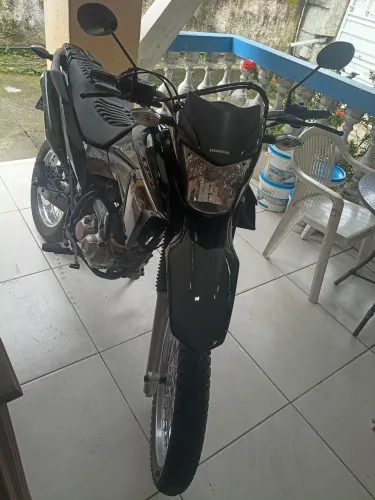 Bros 160 ano 22/22 super nova R$18.900