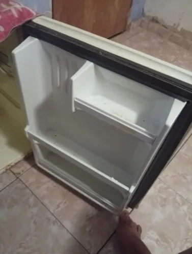 Geladeira frigobar