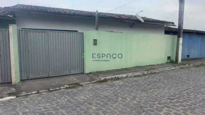 Casa para aluguel no centro de Goianinha!