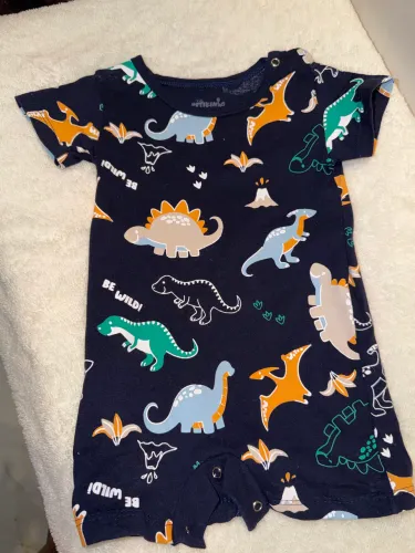 Roupa seminova (bebê)