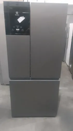 Geladeira Electrolux Frost Free nova