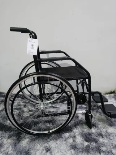 Cadeira de rodas para locação 
