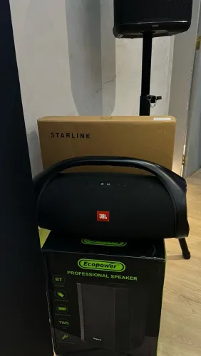 JBL Boombox original (1ª geração)