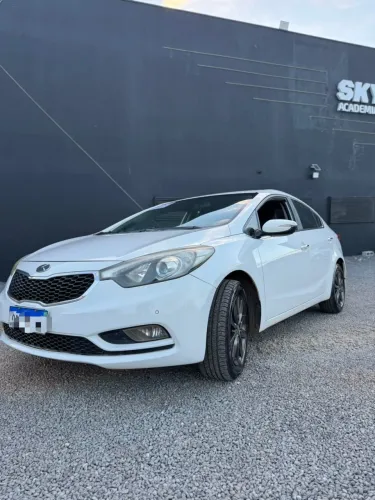 Kia Motors Cerato 1.6 16V Flex Aut. 2014