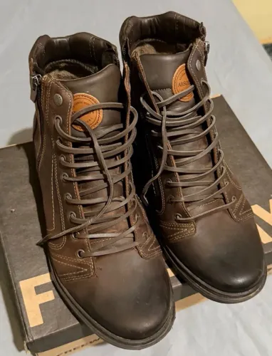 BOTA MASCULINA COTURNO FREE WAY MARROM TAMANHO 41 NOVA NA CAIXA