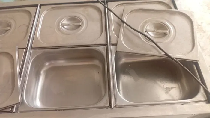 Buffet que esquenta em perfeito estado chama *54