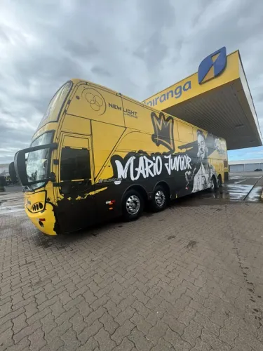 Ônibus Scania 420 Double Deck Busscar Panorâmico DD 4 eixos, pronto para bandas