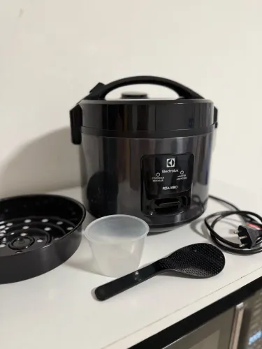Panela de Arroz Elétrica Electrolux Efficient