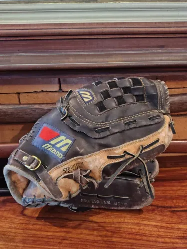 Luva de Baseball Mizuno Professional Model