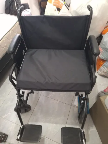 Cadeira de rodas dellamed