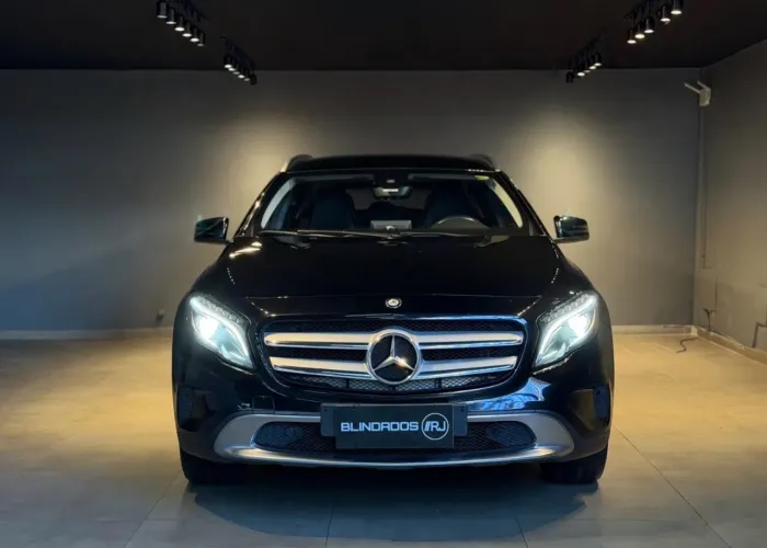 Mercedes-Benz GLA 200 Adv. 1.6/1.6 TB 16V Flex Aut. 2017