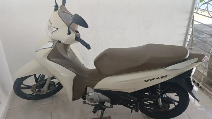 Vende-se moto biz 125