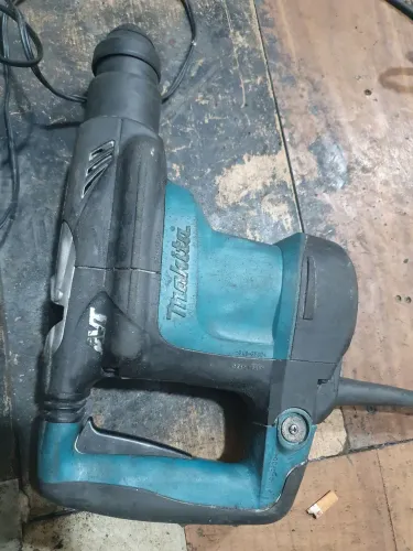 Martelete rotativo makita 4 kilos 