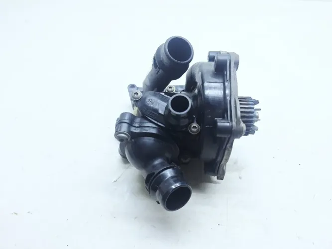 Bomba Água Volkswagen Jetta 211cv 2.0 2016 06K121011B