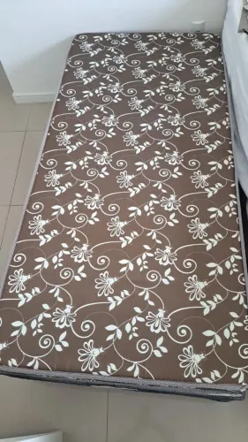 Base de Cama de Solteiro + Colchão