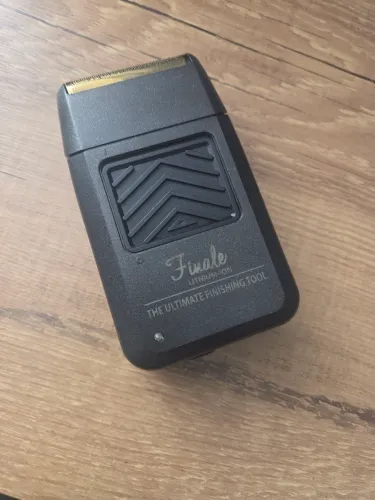 Maquininha Shaver Wahl Finale 5 Star Lithium Ion - Acabamento Barba e Pezinho