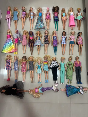 BARBIE 