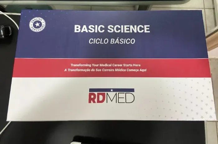 Apostilas RD Medicine ( Apostilas de resumo de Medicina ) bilíngue completa