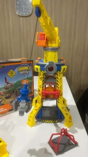 Torre patrulha canina