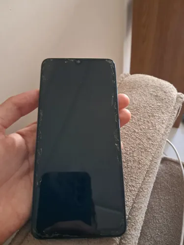 Vende-se Samsung A03,128 GB de Armazenamento e 4GB de memória, celular em bom estado.