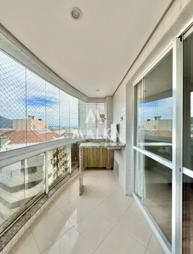 Apartamento semi-mobiliado no bairro João Paulo