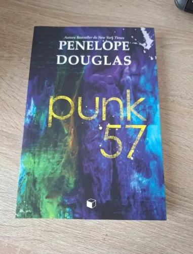 Livro Punk 57 - Penelope Douglas - Ed. Giftbox