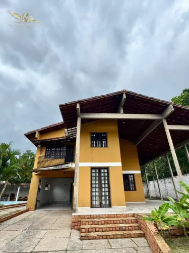 CASA A VENDA COND. AMAZON GARDEN, CONFORTO, CHARME COLONIAL SE ENCONTRAM