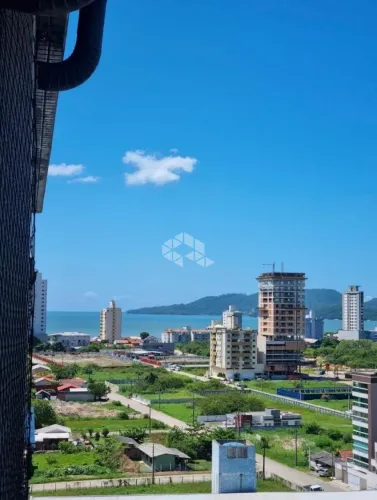 Apartamento de 2 Suítes no Portland Park