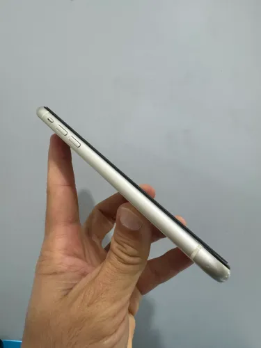 iPhone 11, 128gb, bateria 100% saúde 