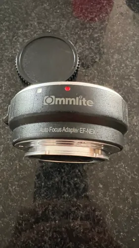 Adaptador de Lentes Canon para Câmeras Sony E-Mount
