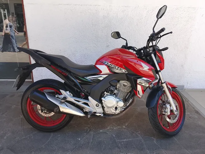 HONDA CBX 250 TWISTER IMPECÁVEL AC TROCAS