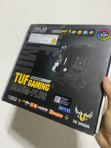Placa Mãe Asus TUF Gaming B550M-Plus (AMD AM4) - Lacrada e completa