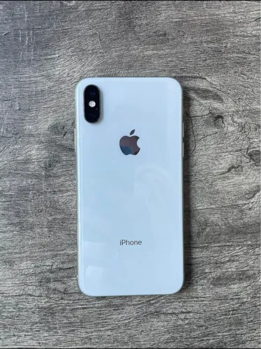 iPhone X