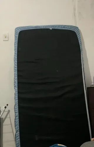 Vendo colchão de solteiro d20 baratinho