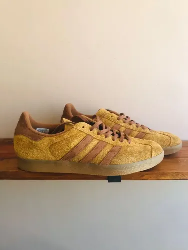 adidas gazelle bronze strata gum original