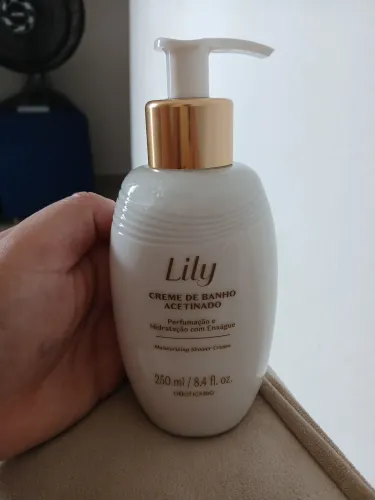 Creme de banho Acetinado Lily