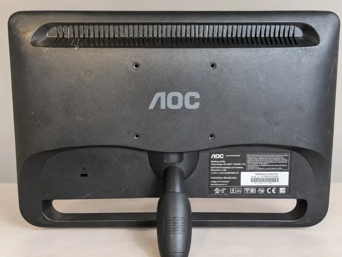 3 Monitores 19? Usados - AOC, Brazil PC e Tronos | Individual ou Lote