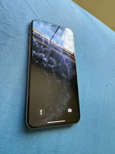 iPhone 11 Pro Max 256gb gold